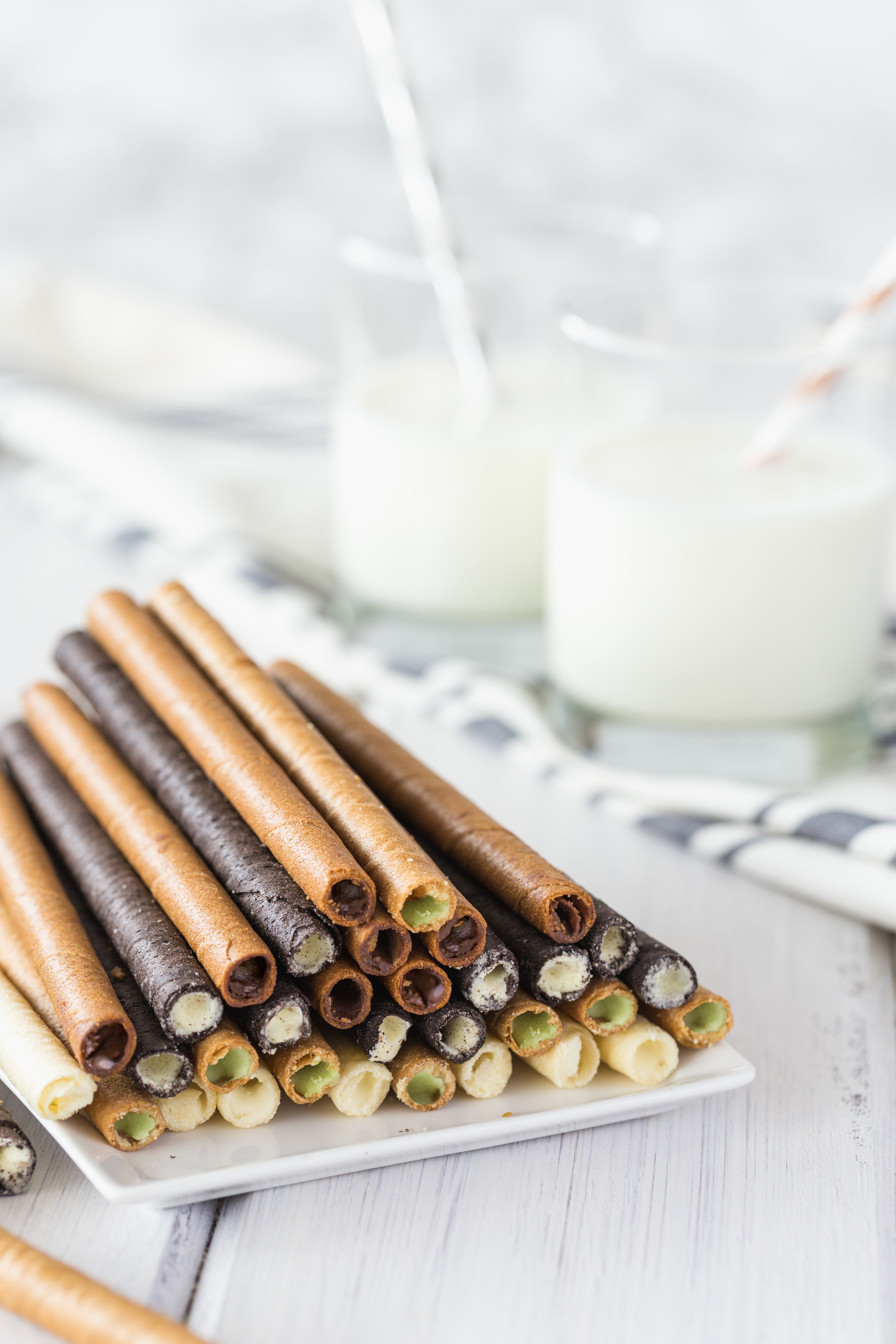 Dolcetto Wafer Rolls - Chocolate 12 oz Tin